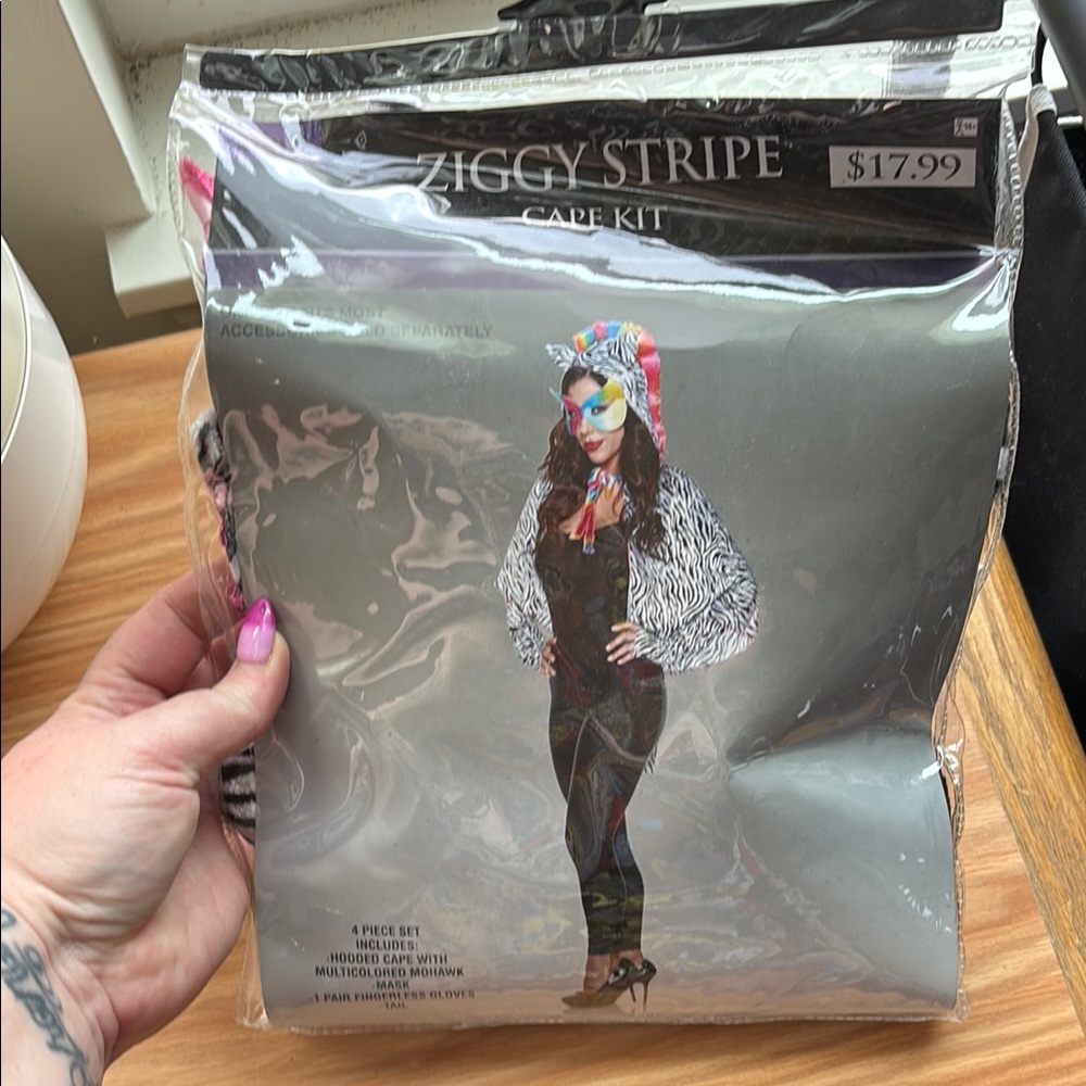 Cape Kit with Multicolor Hood
